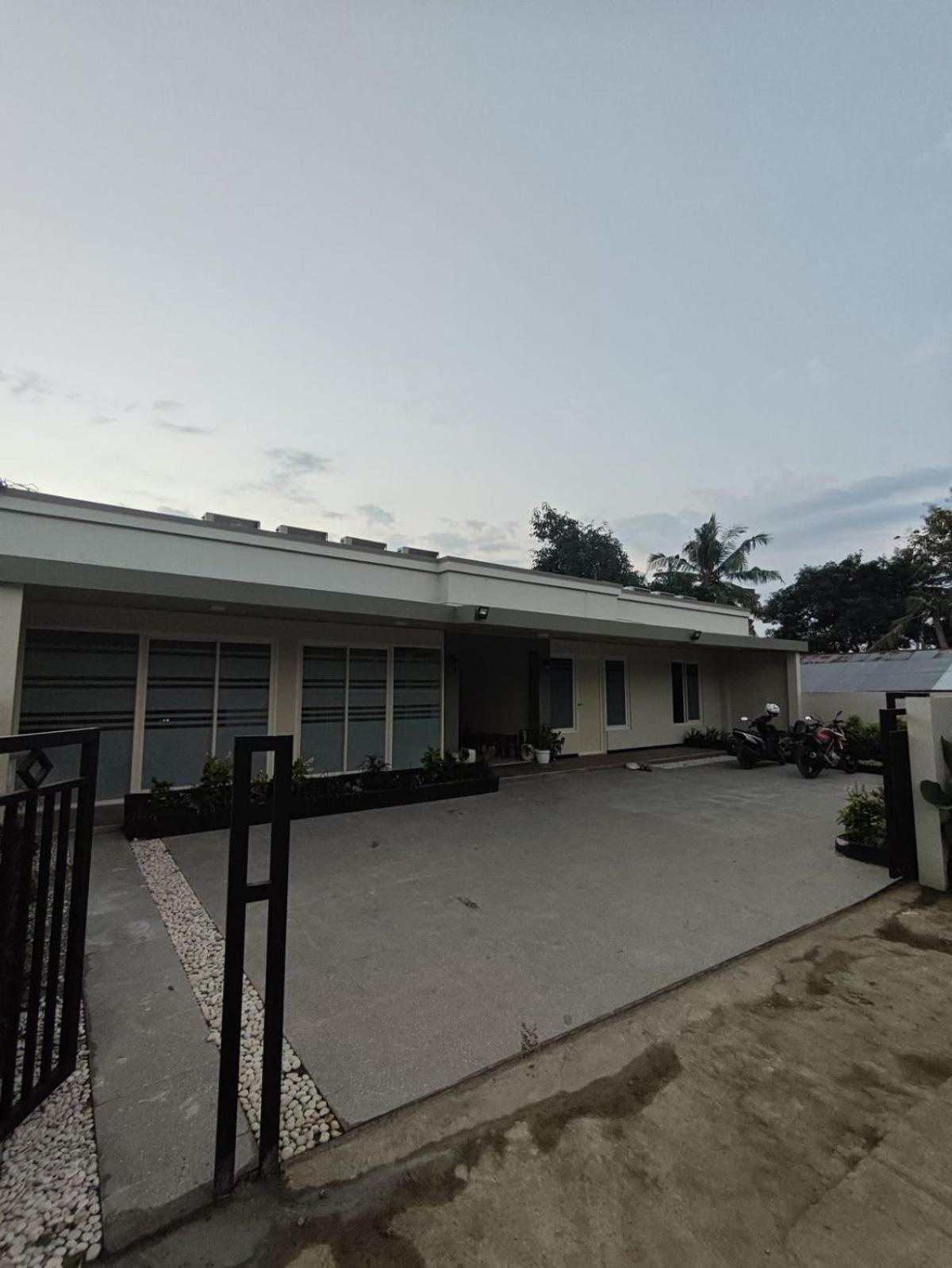 El Nipa Hotel Labuan Bajo Eksteriør billede