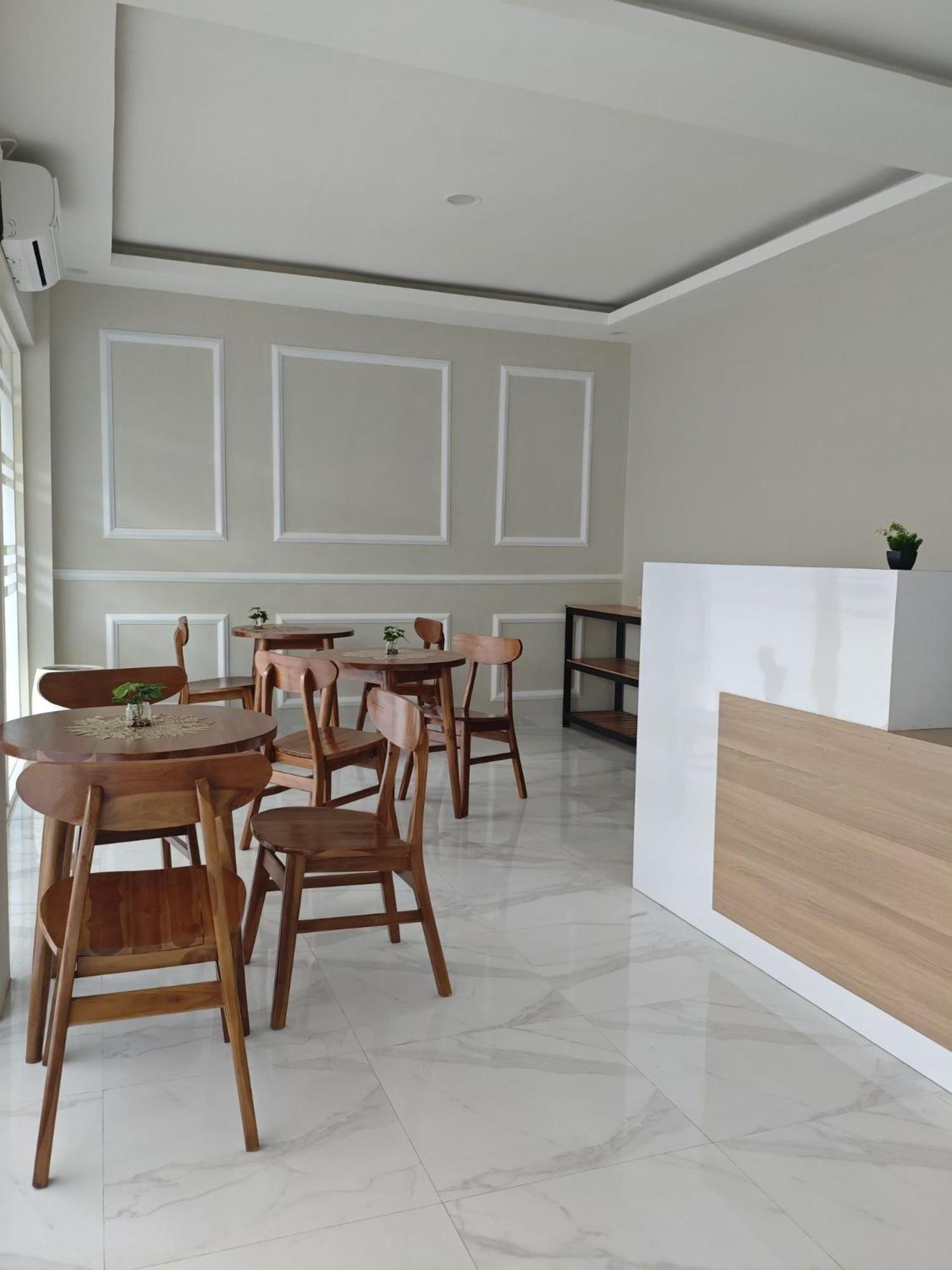 El Nipa Hotel Labuan Bajo Eksteriør billede