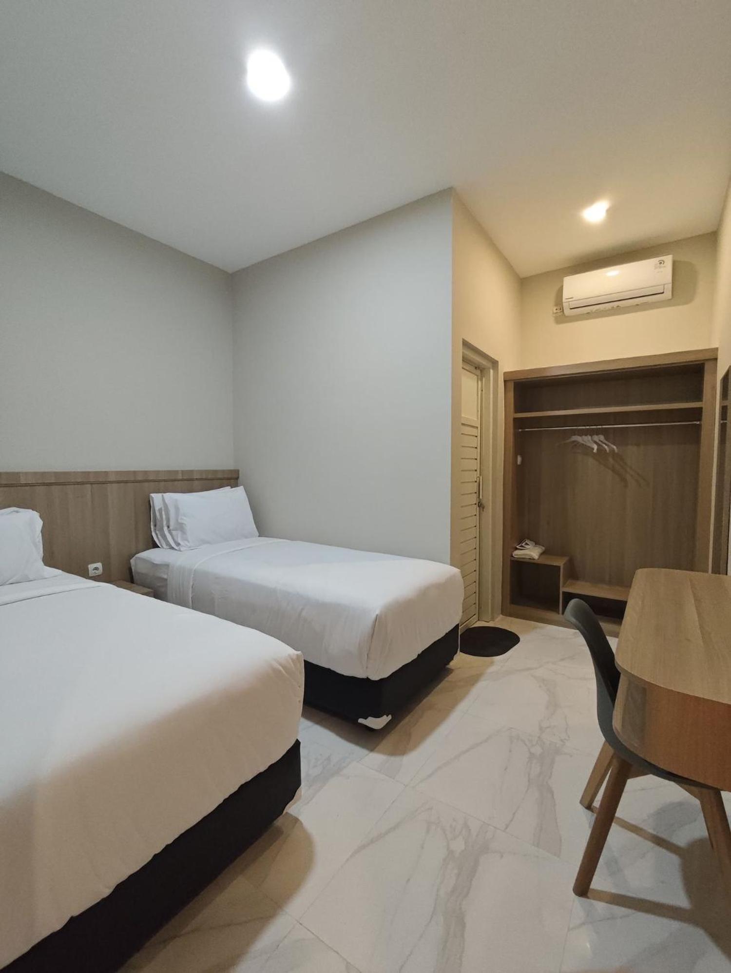 El Nipa Hotel Labuan Bajo Eksteriør billede